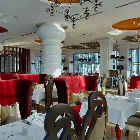 Vikingen Infinity & Hotell Avsallar