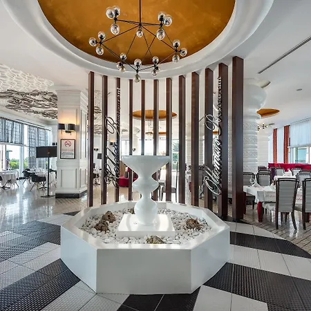 Vikingen Infinity & Hotell 5*