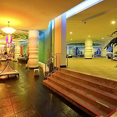 Vikingen Infinity & Hotel Avsallar